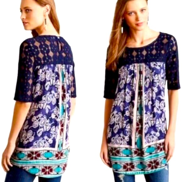 Anthropologie Tops - Akemi + Kin Floral Lace Tunic from Anthropologie EUC Small